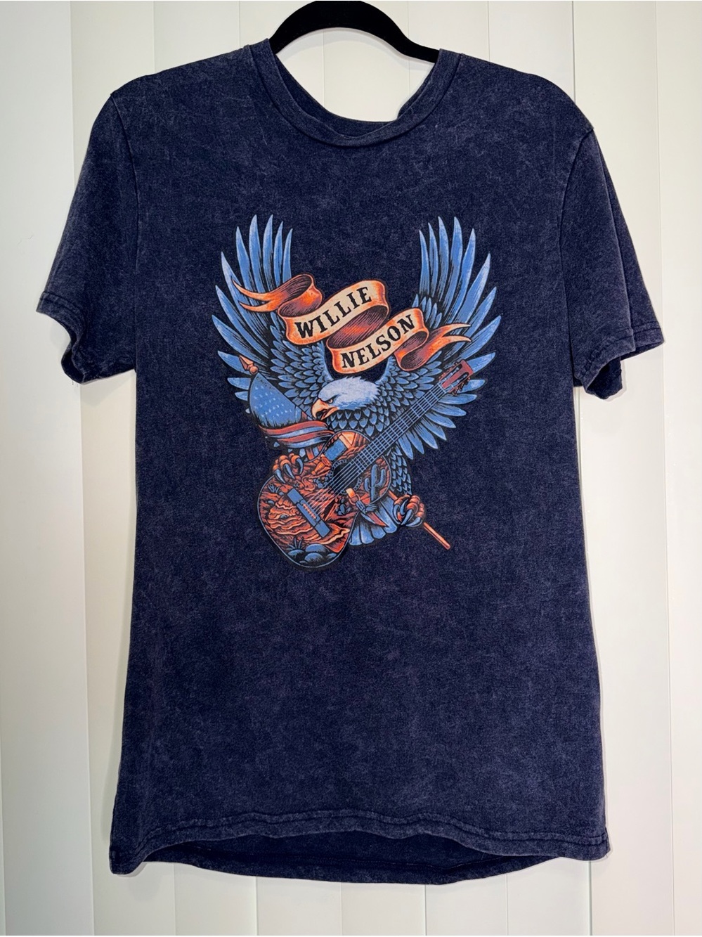 Willie Nelson Navy Blue Graphic T-Shirt Eagle Guitar Print Music Festival Size S